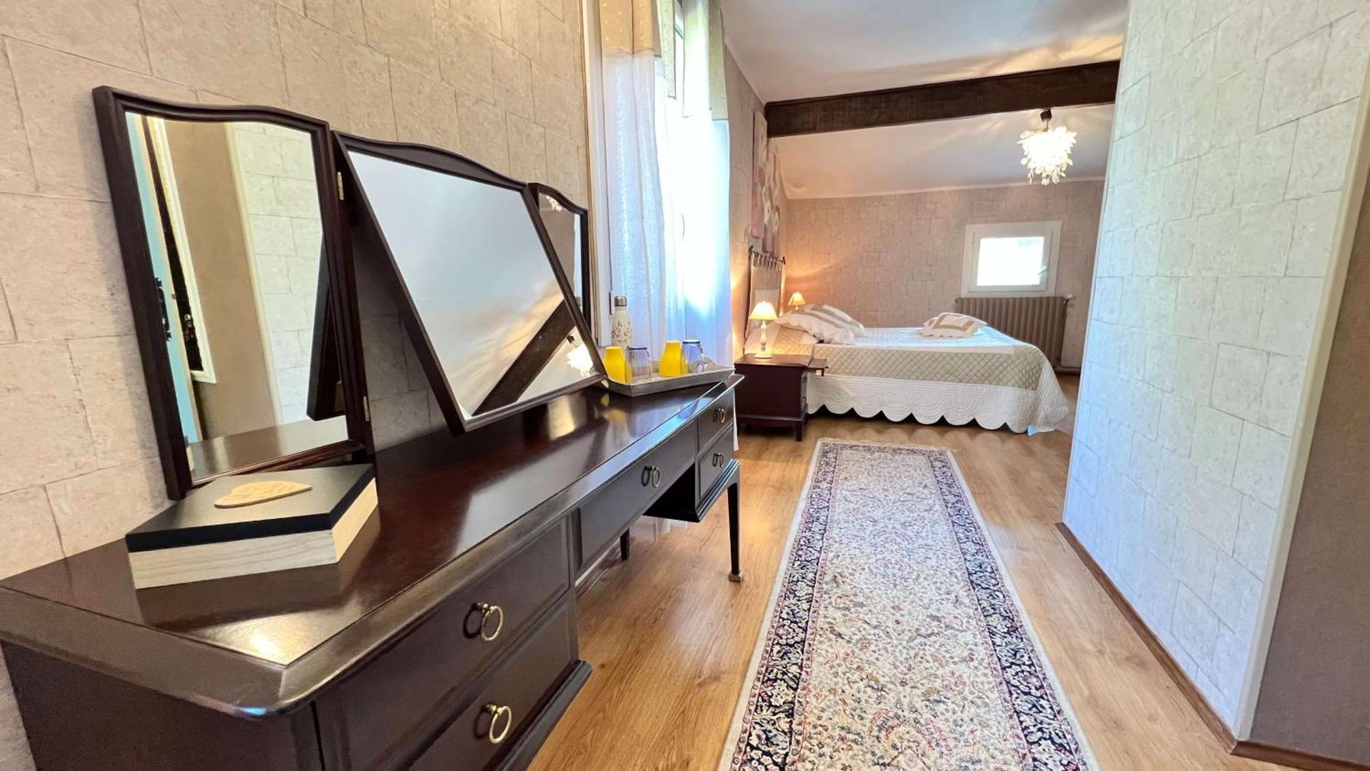Chambres D'Hotes Le Muguet Mandacou Exteriör bild